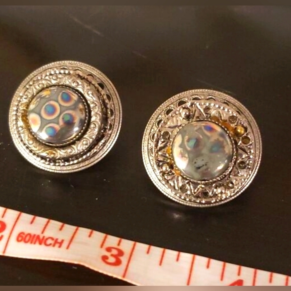 Vintage Silvertone Clip-on Earrings featuring an Abalone Inlay